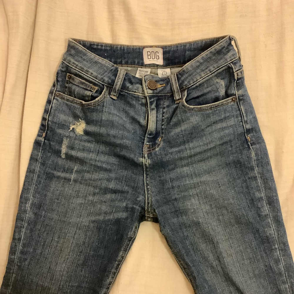 Urban Outfitters Distressed Crop Jean Size 25